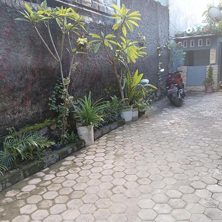 Ayu Homestay Kuta (Lombok) Exterior foto