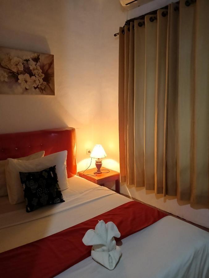 Ayu Homestay Kuta (Lombok) Exterior foto